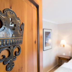 Kamer met een King Size Bed